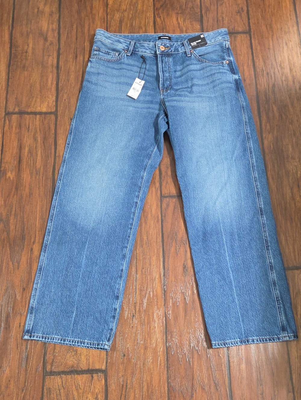 Women's Express Relaxed Straight Low-Rise Blue Jeans